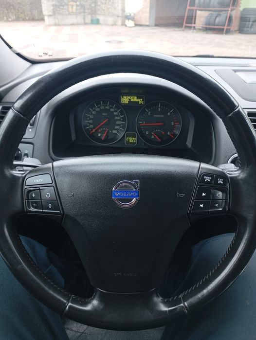 Продається авто  VOLVO V50