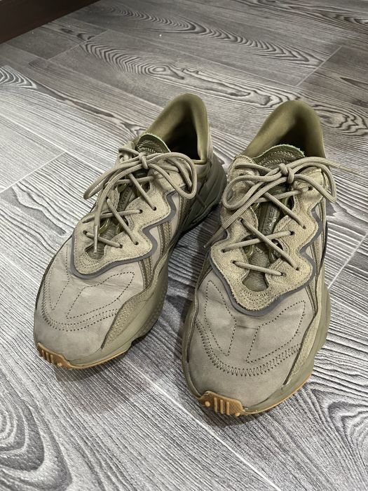Adidas Ozweego EE6461 хакі, розмір 42.5 (US 9), ідеальний стан