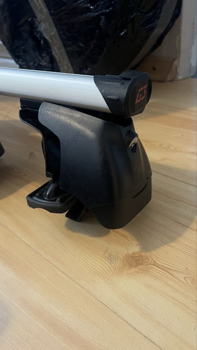 Bagażnik dachowy Mont Blanc Fix Point Foot 5002