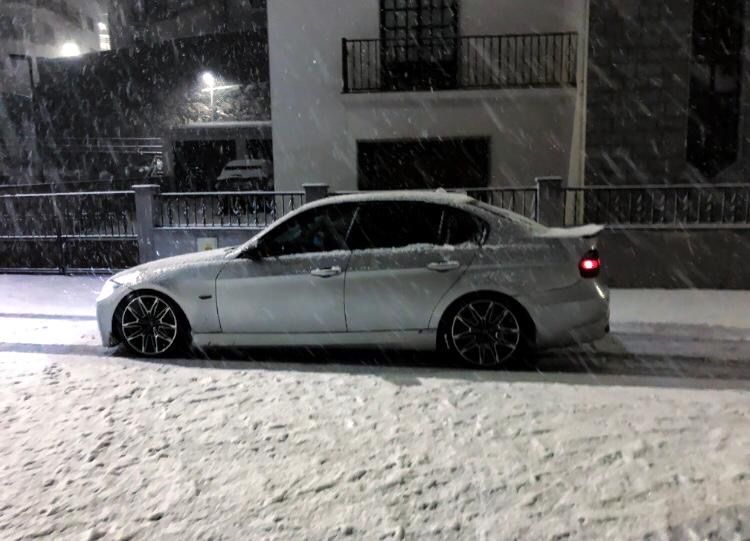 Vende-se BMW E90 Serie 3 318d