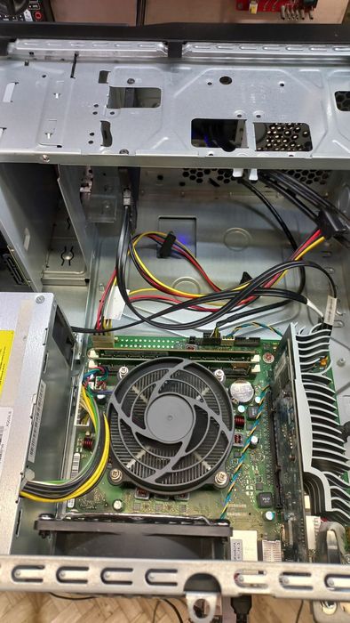 Компьютер Fujitsu i3-6100T