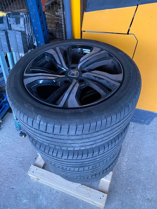 Koła aluminiowe Honda Civic X 215/50R17 Bridgestone