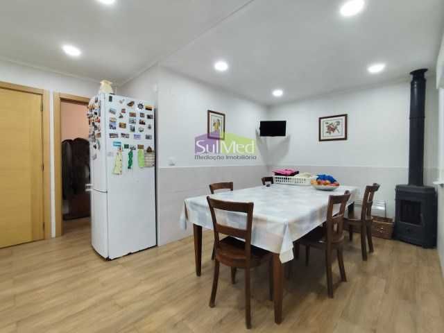 Moradia T3 em Pinhal Vidal, Corroios