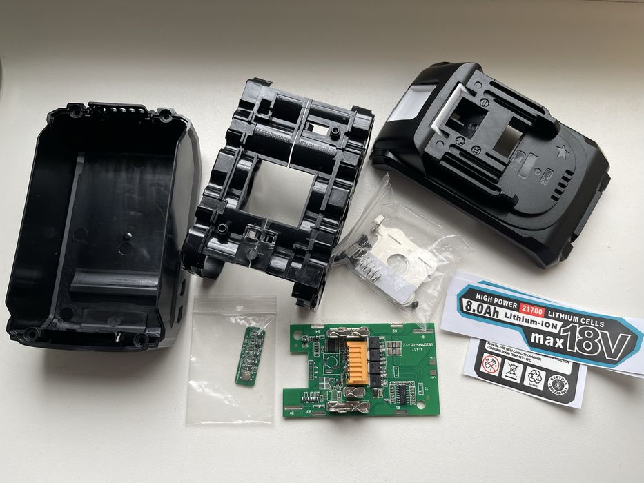 Корпус для сборки акб макита 18650 и 21700