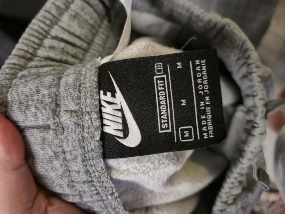 Paczka ubrań markowych