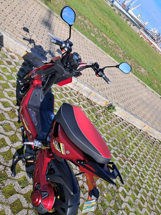 Mota eléctrica nova