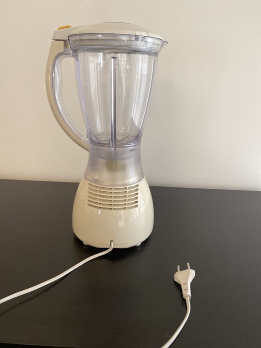 Liquidificador Moulinex Easy Power com pouco uso