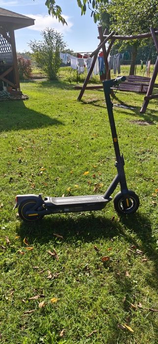 Segway Ninebot MAX G2 – Stan bdb! Zasięg do 70 km / Amortyzacja / Apple Find My