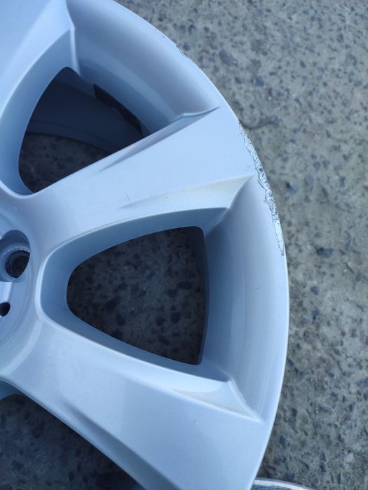 Диски 5/120 R18 BMW ET30