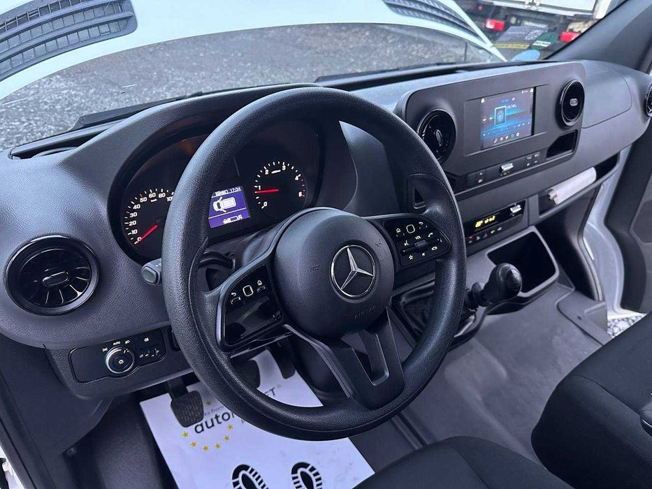 Mercedes-Benz Sprinter 2022p.