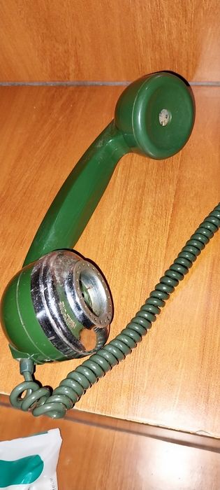 Telefone bastante antigo