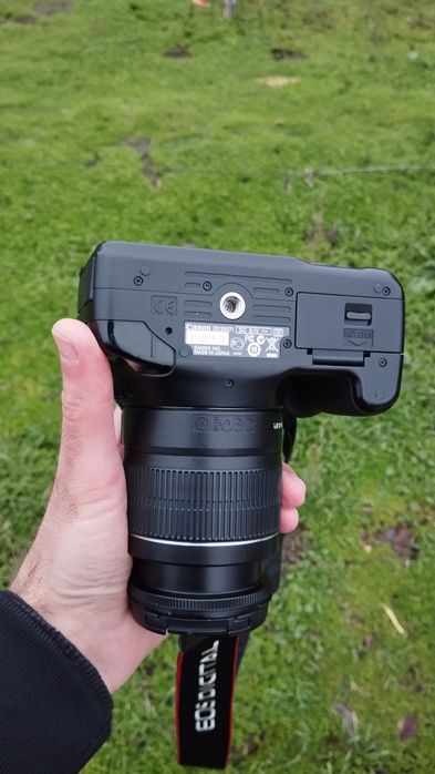 Canon 550D Коробка,SD карта Зеркальный фотоаппарат фотик фотокамера