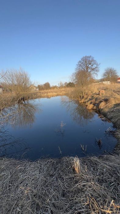 Продаю земельну ділянку, будинок  та озеро с.Бартатів,10км до Львова