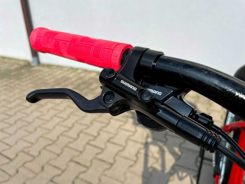 DIRT Dartmoor Hornet 2012 Bomber Deore Revolt phantom stunt dh fr