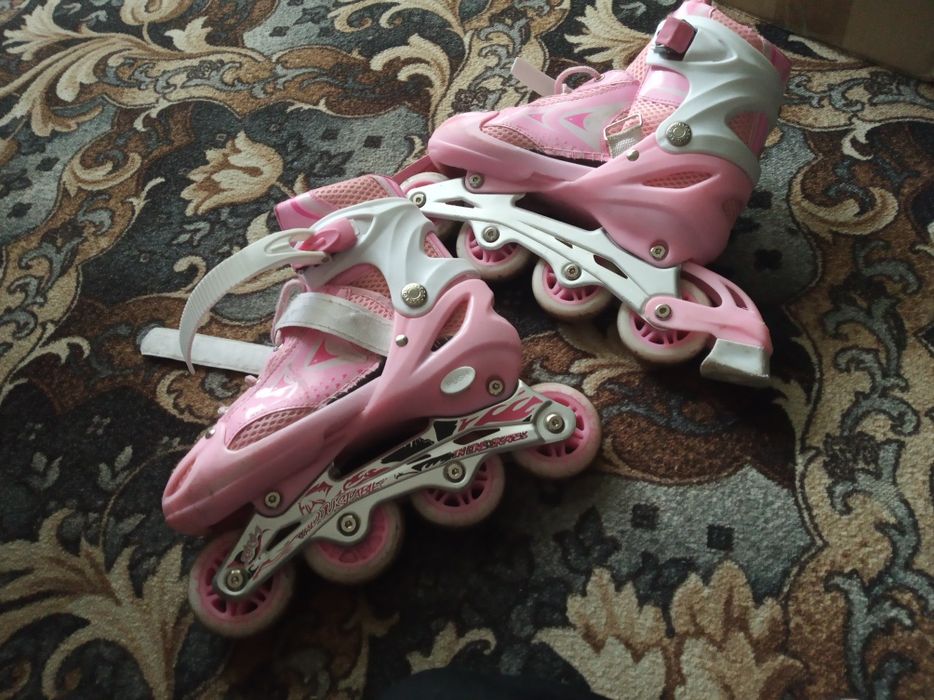 Ролики на дівчину розмір 34-37