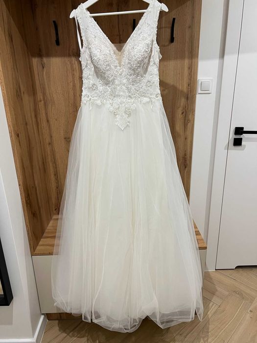 Suknia ślubna brokatowa M/L