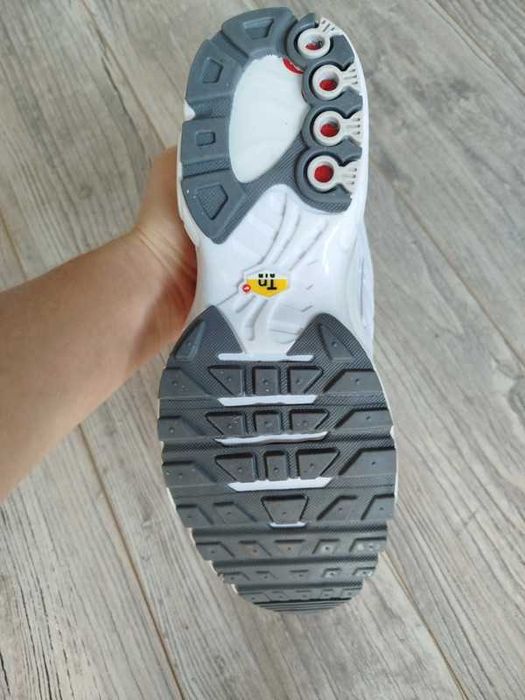 Air_Max_TN_Plus_Biały 37,5