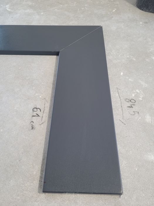 Parapet  wewnętrzny narożny antracyt