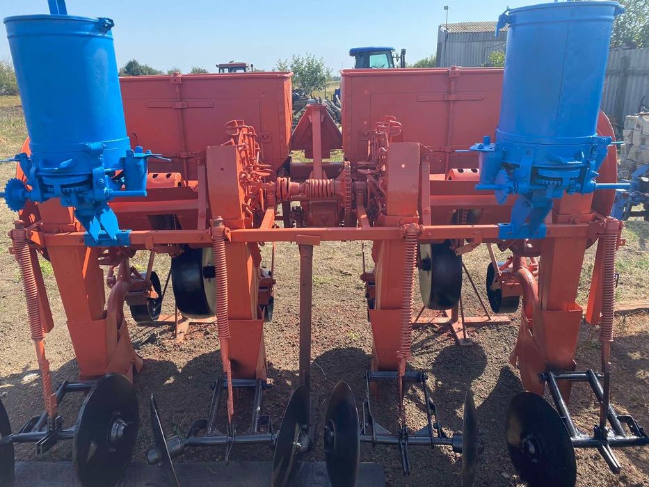 Картоплесажалка СН4-Б