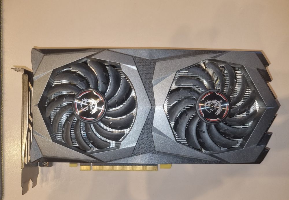 Продам відеокарту gtx 1650 в гарному стані