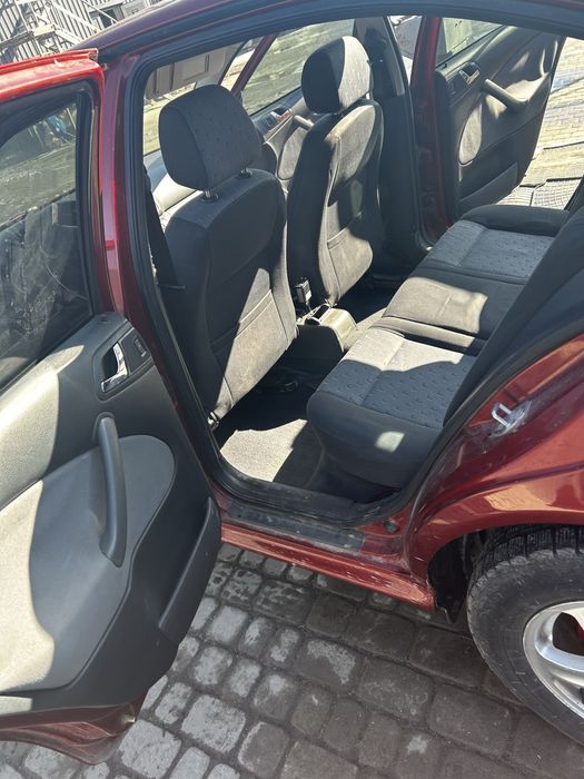 Продам шкоду октавію тур