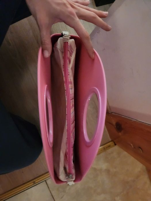 Сумка       . . .