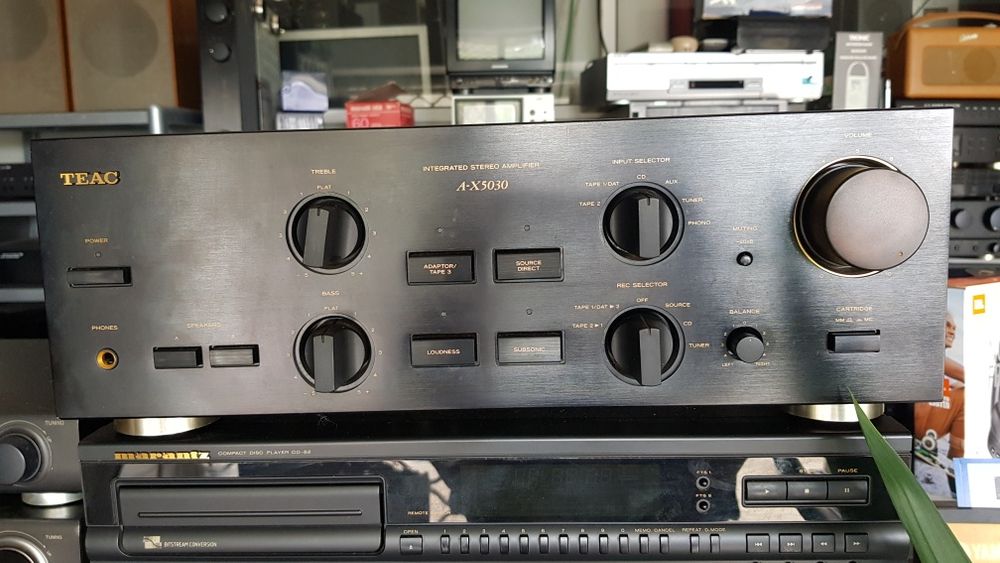 Amplificador Teac - A-X5030