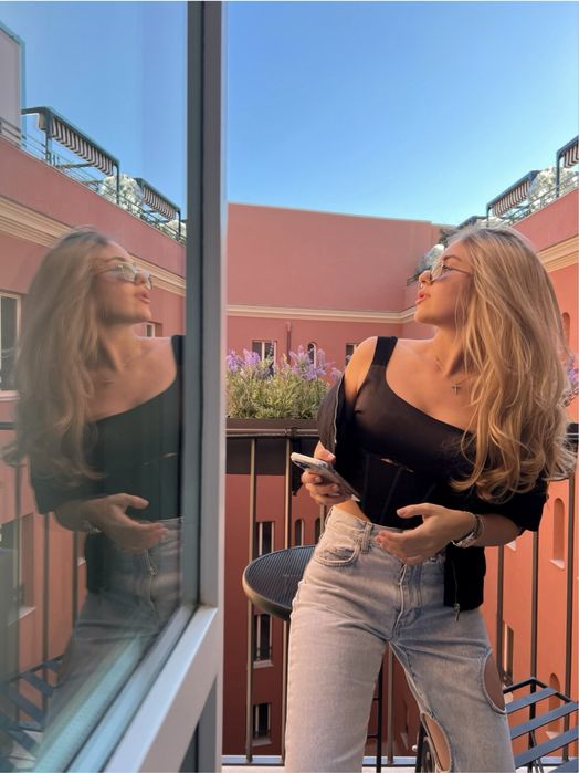 el.milas.brand український бренд, чорний топ