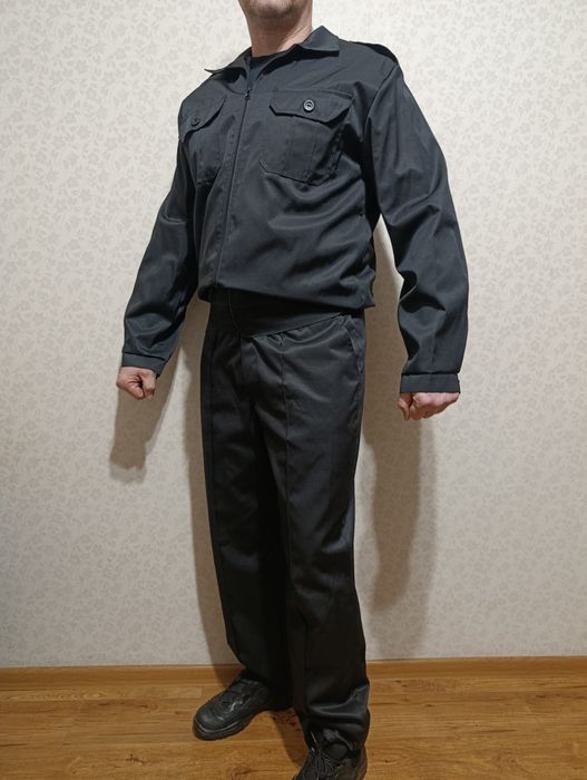 Спецодяг ( робочий костюм)