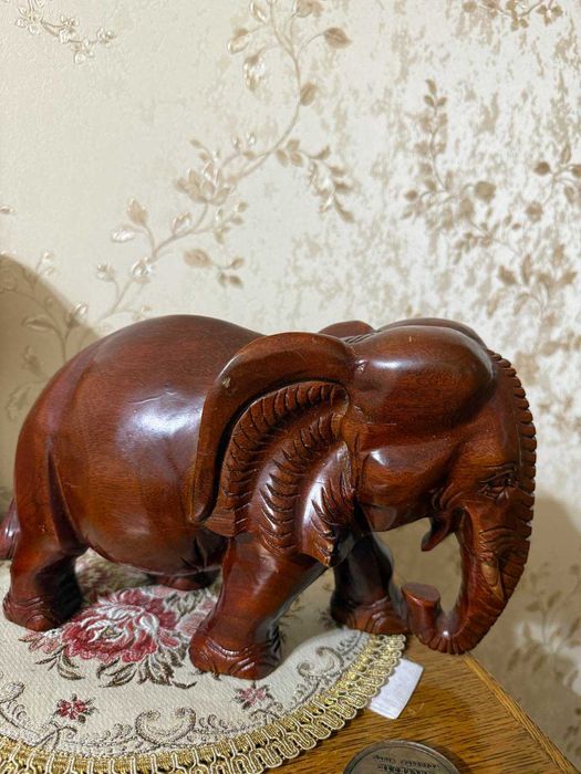 продам фигурки слонов