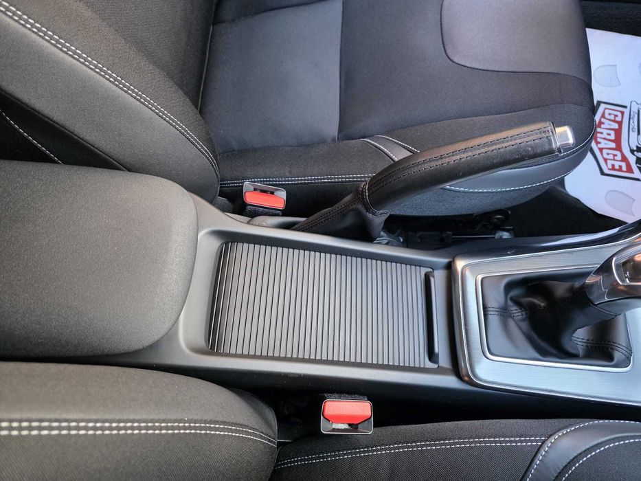 Volvo V40 D2 (2014) – Impecável | 125.000 km