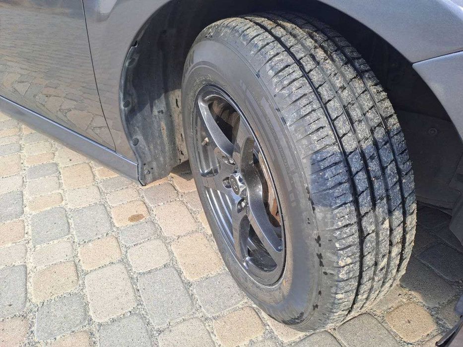 Toyota Camry гібрид 2020р.