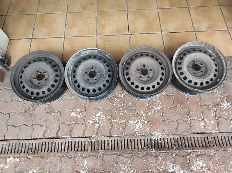 Felgi Stalowe Kia Sportage III 6,5Jx16 5x114,3 ET31,5