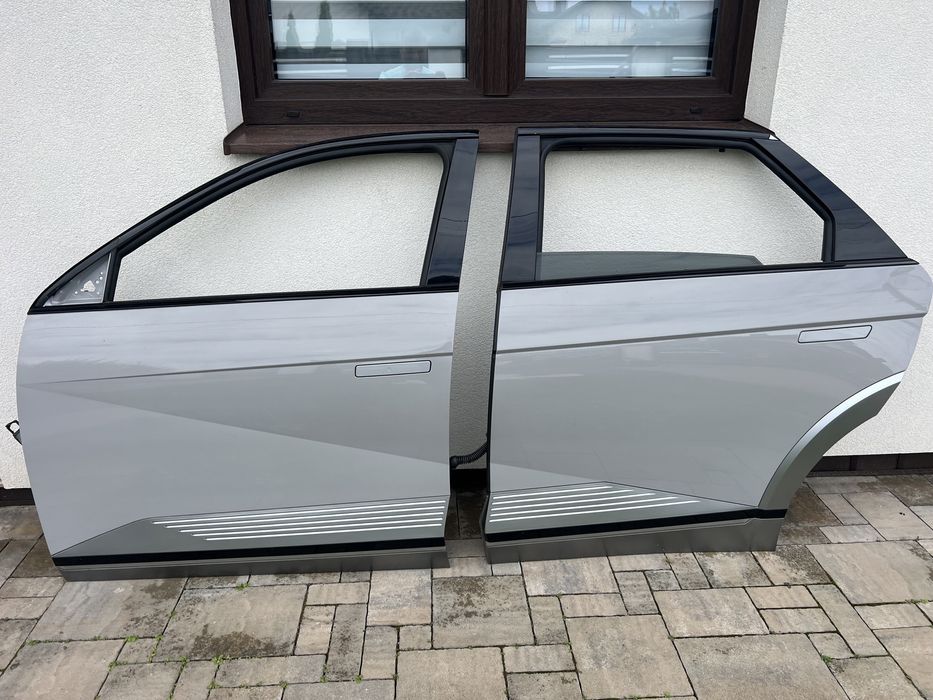 Двері Ioniq5. Двері Хундай іонік 5. Дверь Ионик. Двері Hyundai Ioniq 5