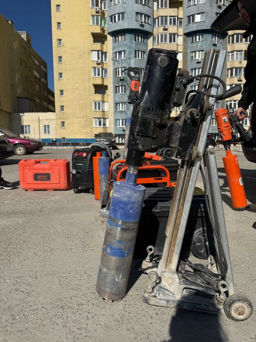 Алмазне буріння сверління отворів