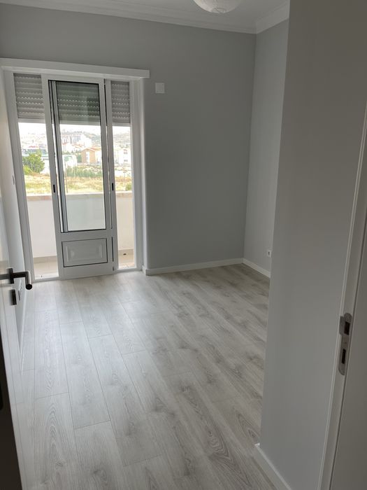 Quarto para arrendar (Damaia Amadora)