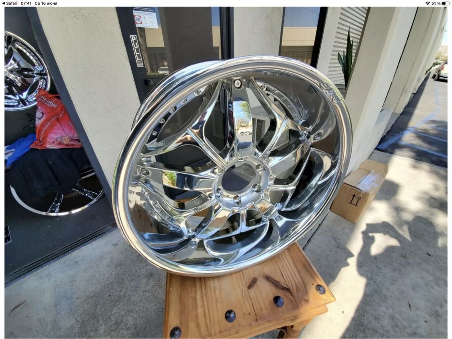 Диски 22” с резиной Nitto NT 420s 285 45 R22