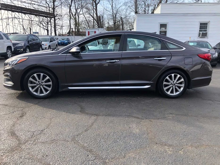 Hyundai Sonata Sport      2017