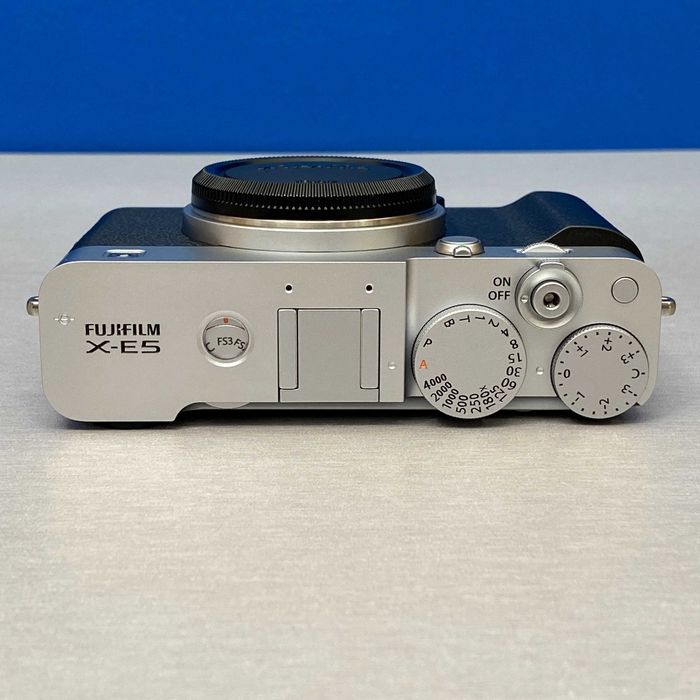 Fujifilm X-E5 (Corpo) - 40.2MP | 3 ANOS DE GARANTIA