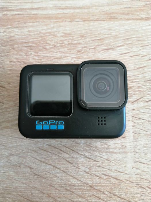 GoPro Hero11 Black com 4 baterias e acessórios