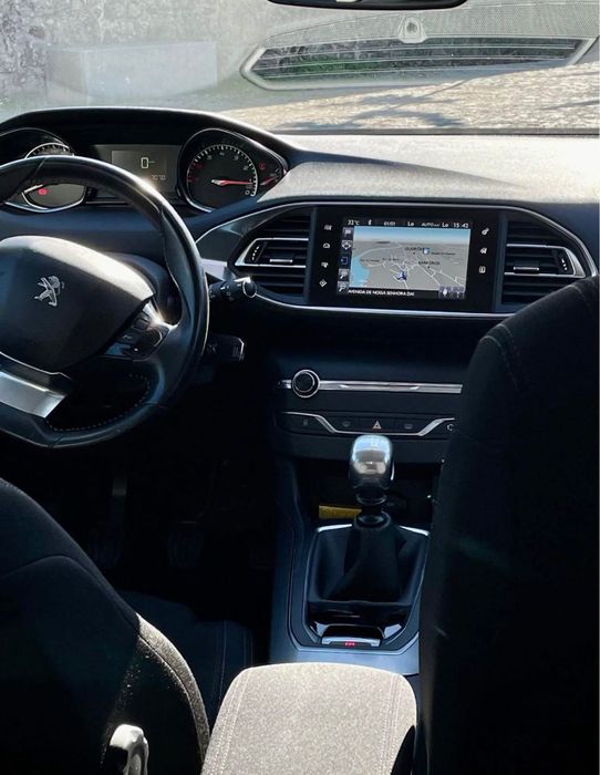 Carro Peugeot 308 gasolina