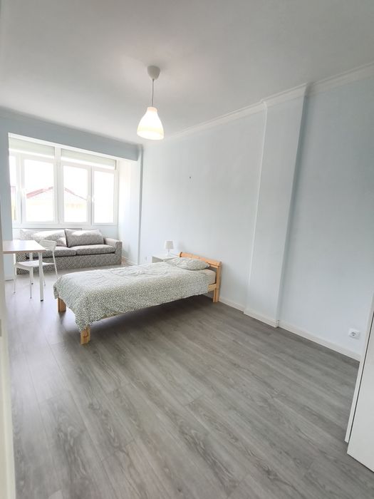 Quarto individual em Belas