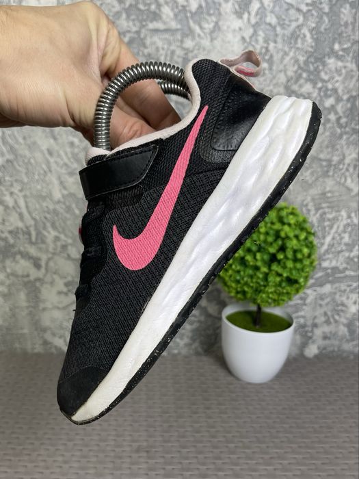 Nike Revolution 6 кроссовки 33 размер детские беговые черные