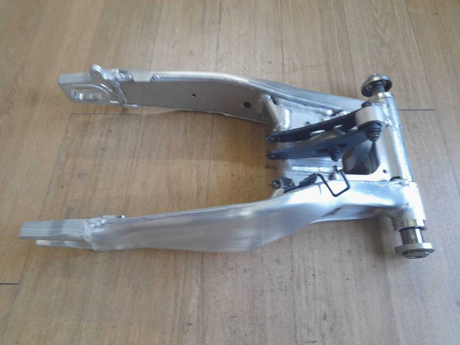 Braço Oscilante OEM YAMAHA MT09 21-23