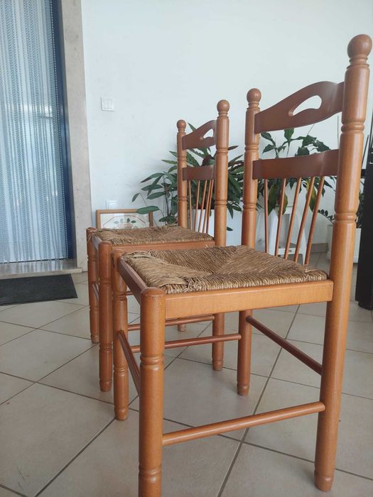 Conjunto de duas cadeiras