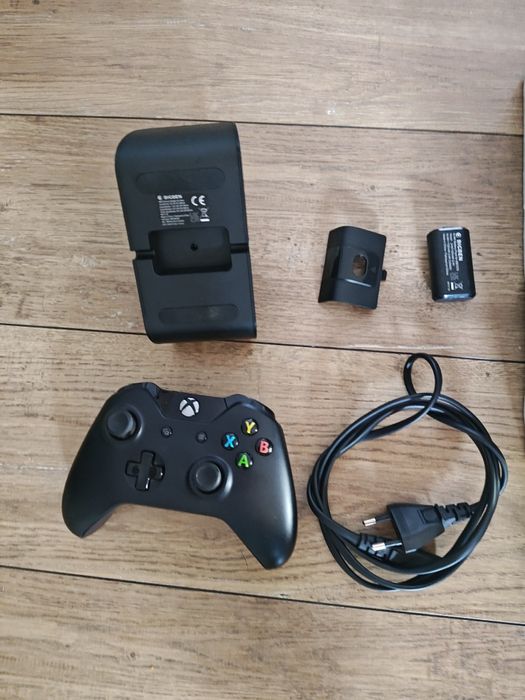 Konsola Xbox Series S! Pudełko ! Super zestaw !!