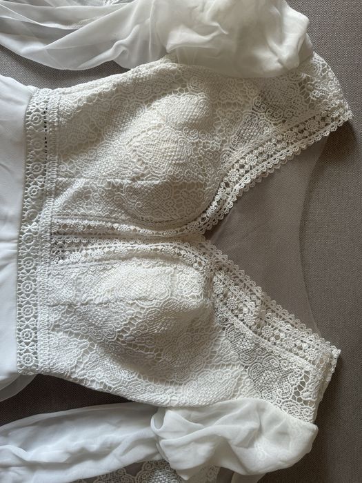 Весільна сукня