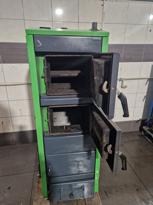 Piec kocioł SAS 20 kw na drewno I wegiel klasy 5