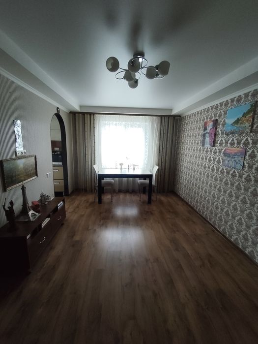 Продам 3х кім. квартиру з ремонтом, меблями та технікою Хортицький р-н