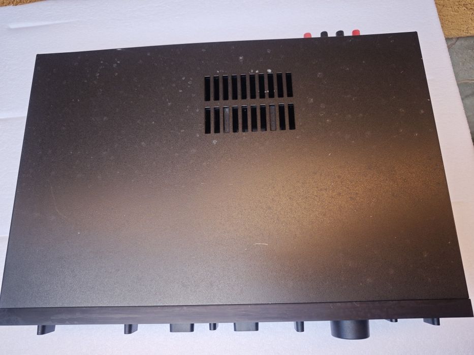 Audiolab 8000A інтегрований підсилювач